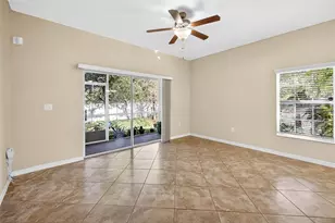 31253 Claridge Pl, Wesley Chapel, FL 33543 - Photo 8