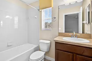 31253 Claridge Pl, Wesley Chapel, FL 33543 - Photo 32