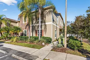 31253 Claridge Pl, Wesley Chapel, FL 33543 - Photo 2