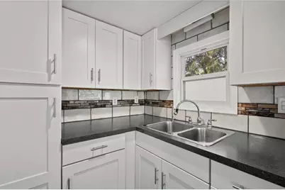 585 Sky Harbor Drive #209, Clearwater, FL 33759 - Photo 6