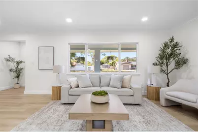 6850 7th Street S, Saint Petersburg, FL 33705 - Photo 10