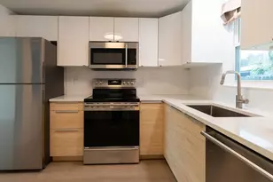 2237 Michele Dr, Sarasota, FL 34231 - Photo 16