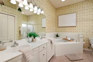 4560 Legacy Ct, Sarasota, FL 34241 - Photo 16