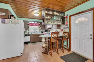 415 Hal Colding Rd, Lithia, FL 33547 - Photo 34