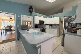 6005 Promenade Ct, Bradenton, FL 34203 - Photo 4