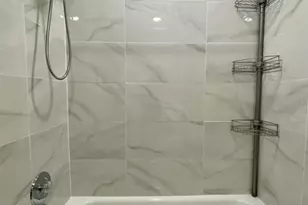 8024 Candlewoode Dr, Largo, FL 33773 - Photo 16