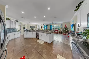 5457 Sandy Shell Dr, Apollo Beach, FL 33572 - Photo 18