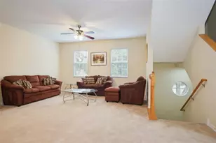 10144 Arbor Run Dr, Tampa, FL 33647 - Photo 6