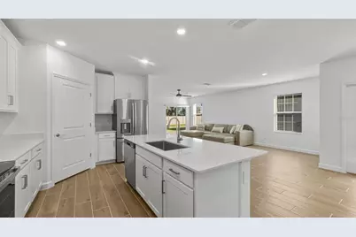 10965 Teal Lagoon Isle, San Antonio, FL 33576 - Photo 6