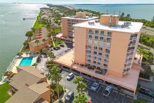 7430 Sunshine Skyway Ln S, Saint Petersburg, FL 33711 - Photo 1