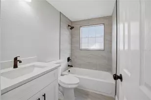 6618 N 23rd St, Tampa, FL 33610 - Photo 12