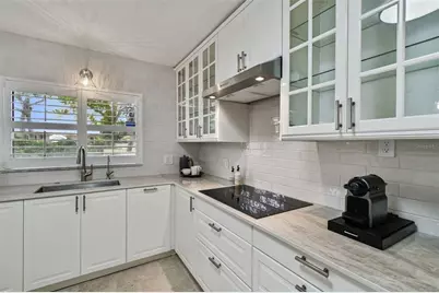 4312 W Beach Park Drive, Tampa, FL 33609 - Photo 14