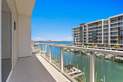 864 N Osceola Ave, Clearwater, FL 33755 - Photo 16