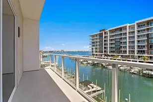 864 N Osceola Ave, Clearwater, FL 33755 - Photo 16