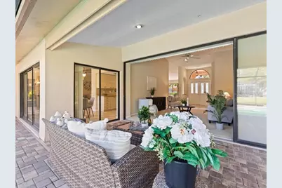 607 Waterford Circle E, Tarpon Springs, FL 34688 - Photo 10