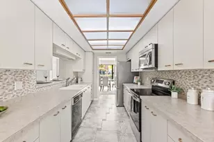 607 Waterford Cir E, Tarpon Springs, FL 34688 - Photo 20