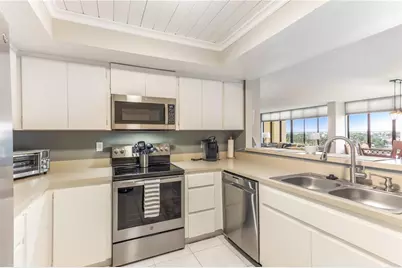 700 Island Way #501, Clearwater Beach, FL 33767 - Photo 16