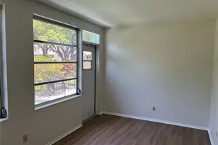 2042 Australia Way W, Clearwater, FL 33763 - Photo 10