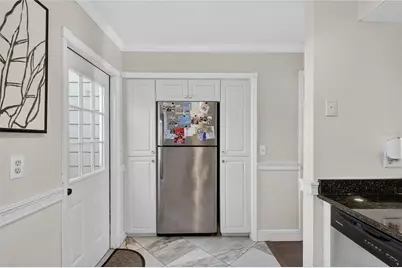 1811 Mill Run Circle, Tampa, FL 33613 - Photo 12