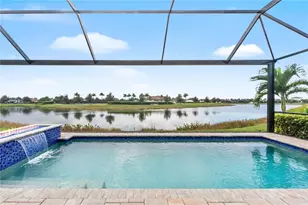 4939 Surfside Cir, Bradenton, FL 34211 - Photo 6