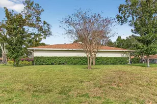 2211 Lark Cir W, Palm Harbor, FL 34684 - Photo 40