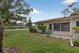 2211 Lark Cir W, Palm Harbor, FL 34684 - Photo 40