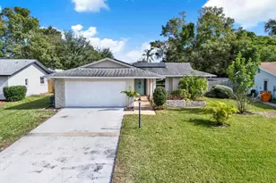 2536 Bramblewood Dr W, Clearwater, FL 33763 - Photo 2