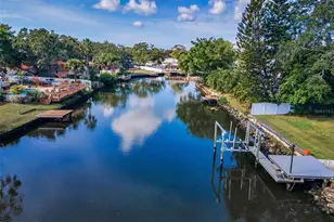 2391 Roberta Ln, Clearwater, FL 33764 - Photo 34