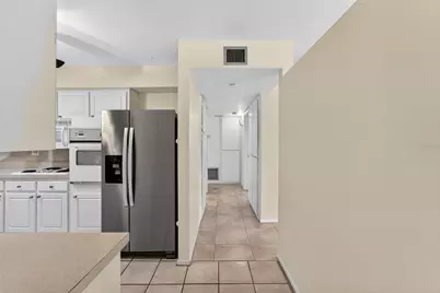 1204 Hacienda Drive, Sun City Center, FL 33573 - Photo 10