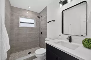 7125 Bonito St, Tampa, FL 33617 - Photo 24