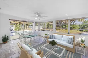 7047 S Shore Dr S, South Pasadena, FL 33707 - Photo 16