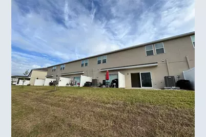 11751 Glenside Terrace, Palmetto, FL 34221 - Photo 10