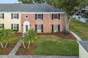 13691 Orange Sunset Dr, Tampa, FL 33618 - Photo 2