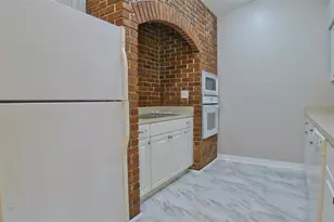 309 Citrus Landing Dr, Plant City, FL 33563 - Photo 8