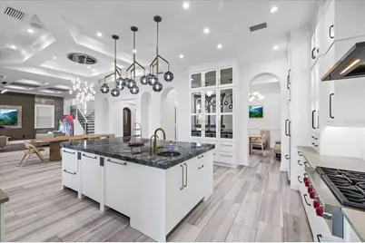 6025 Beacon Shores Street, Tampa, FL 33616 - Photo 18