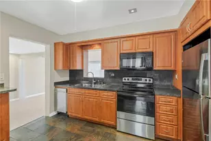 6207 S Kelly Rd, Tampa, FL 33611 - Photo 8