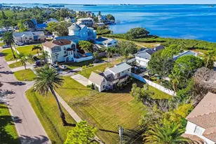 600 Tennessee Ave, Crystal Beach, FL 34681 - Photo 12