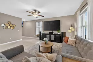 9720 Lemon Drop Loop, Sun City Center, FL 33573 - Photo 12