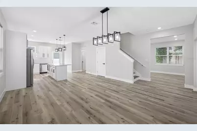 6910 Dartmouth Avenue N, Saint Petersburg, FL 33710 - Photo 4
