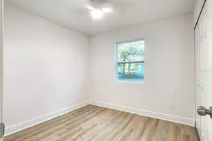 8917 N Highland Ave, Tampa, FL 33604 - Photo 30