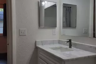 17106 Carrington Park Dr, Tampa, FL 33647 - Photo 20