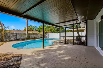 10906 N 28th Street, Tampa, FL 33612 - Photo 30