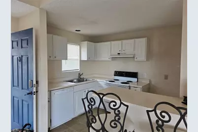 115 112th Avenue NE #1024, Saint Petersburg, FL 33716 - Photo 2
