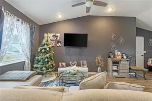 39403 Lincoln Ave, Zephyrhills, FL 33542 - Photo 20