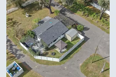 105 S Saint Cloud Avenue, Valrico, FL 33594 - Photo 4