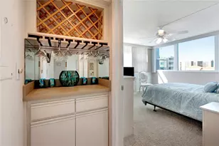 500 Treasure Island Causeway, Treasure Island, FL 33706 - Photo 14