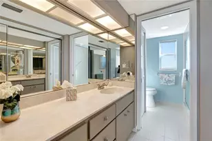 500 Treasure Island Causeway, Treasure Island, FL 33706 - Photo 20