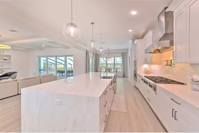 4815 W Sunset Boulevard, Tampa, FL 33629 - Photo 18