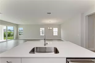 10198 Surrey Rose Dr, San Antonio, FL 33576 - Photo 14