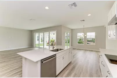 10186 Surrey Rose Drive, San Antonio, FL 33576 - Photo 14